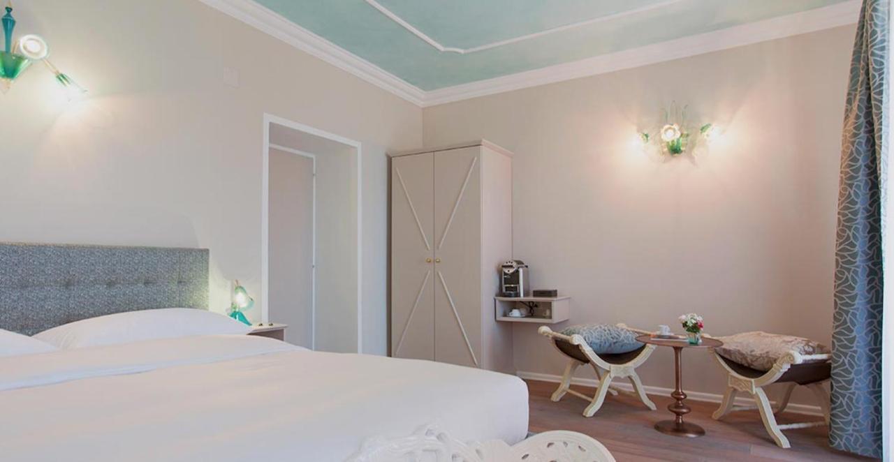 Boutique Sarnia Couette-café 2*